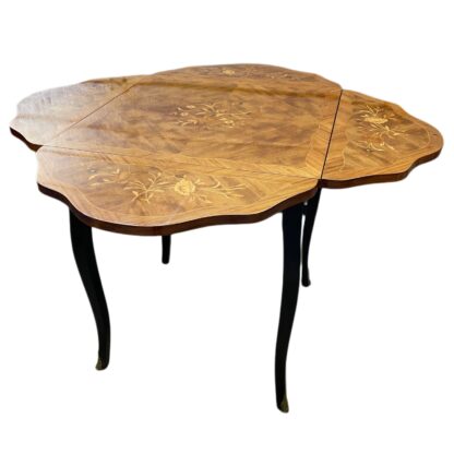 Gammelt klapbord i rosentræ