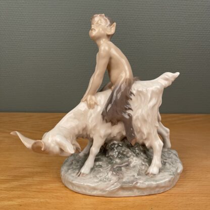 Royal Copenhagen Faun på gedebuk nr. 737 - Image 2
