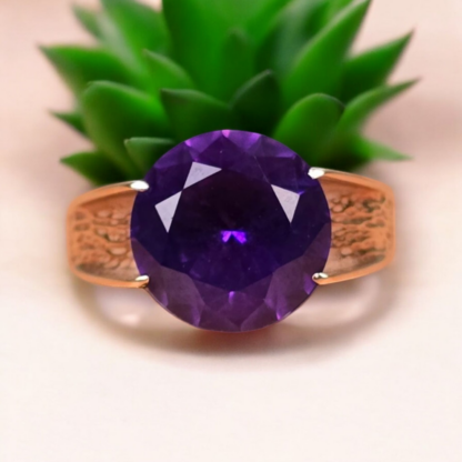 Guldring med stor lilla sten 14K / 585