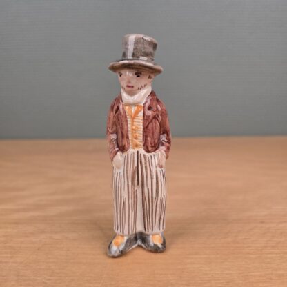 L. Hjorth egnsfigur - mand 11cm