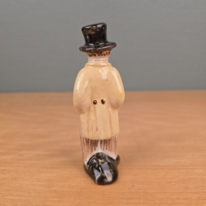 L. Hjorth egnsfigur - mand 11,5cm - Image 3