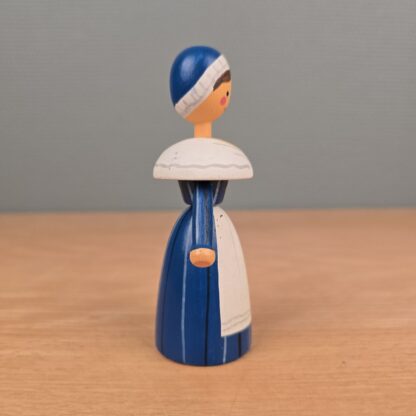 Svensk hånddekoreret træfigur - Image 2