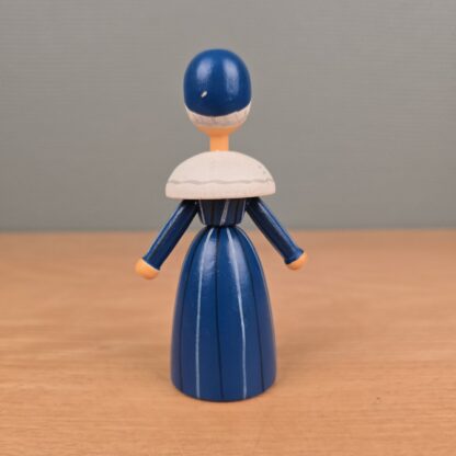 Svensk hånddekoreret træfigur - Image 3