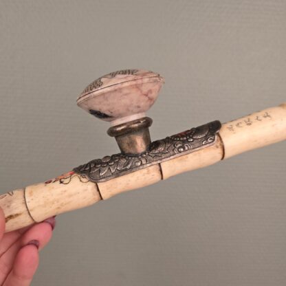 Antik kinesisk opiumspibe i ben - Image 4