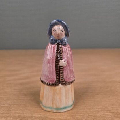 L. Hjorth egnsfigur - kvinde 9,5cm