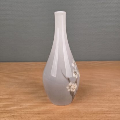 Bing & Grøndahl vase med blomstergren nr.8 - Image 2