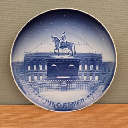 Bing & Grøndahl platte - Juleaften 1895-1970 Amalienborg nr. 8000/9170