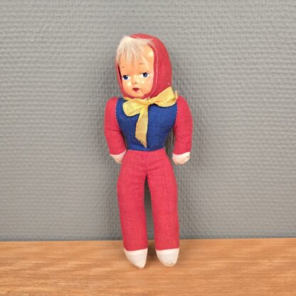 Gammel dukke 22,5cm