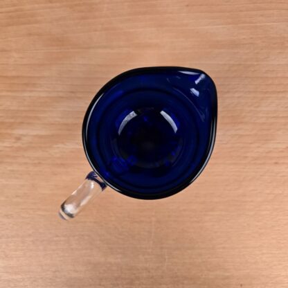 Glas flødekande på fod - Image 2