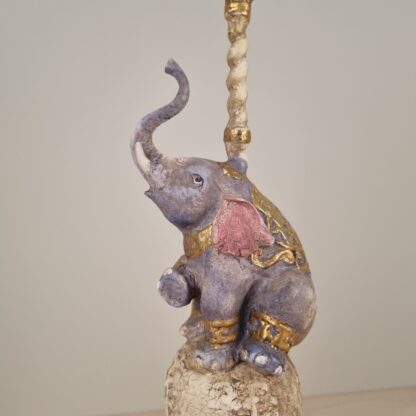Lysestage / lille piedestal med elefant - Billede 2