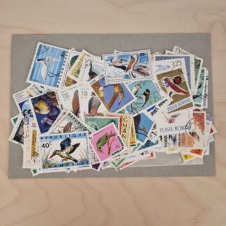 Ca. 200 frimærker med fugle fra hele verden