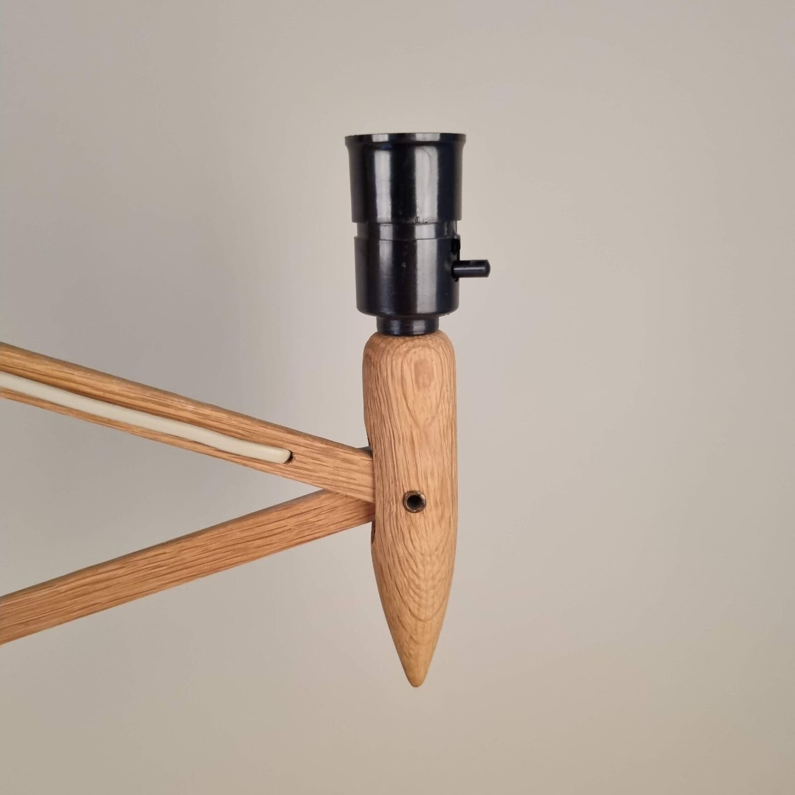 Vintage Lyfa sakselampe i egetræ - Billede 4
