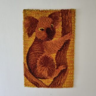 Vægtæppe / ryatæppe med koala - orange nuancer - 105x70