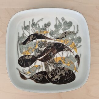 Royal Copenhagen - fajance-fad af Ivan Weiss - nr. 963/3774