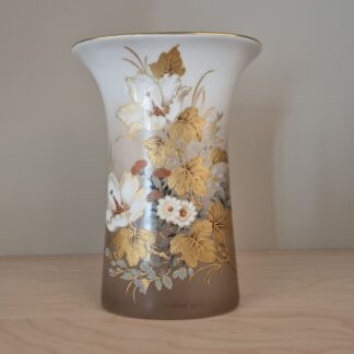 A. K. Kaiser - Vase med blomstermotiv - design Karin Nossek