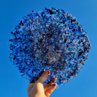 Fantastisk fad i glas i blå nuancer