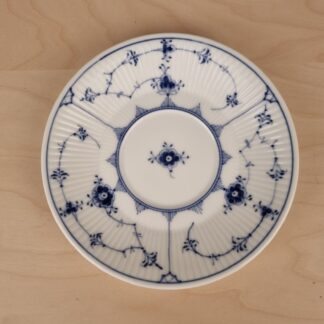 Royal Copenhagen musselmalet stor underkop / sidetallerken - 1/2193