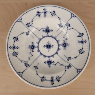 Royal Copenhagen Musselmalet Riflet - dyb tallerken nr. 1/326 - 1. sort