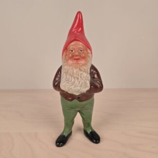 Gammel tysk terrakotta nisse 24cm