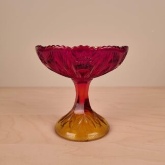 Fyens Glasværk - Opsats i presset glas i røde og gule nuancer
