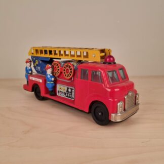 Brandbil i blik og plast - 1950erne