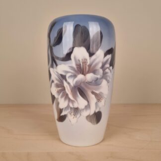 Vase med blomstermotiv - Royal Copenhagen - nr. 846/237