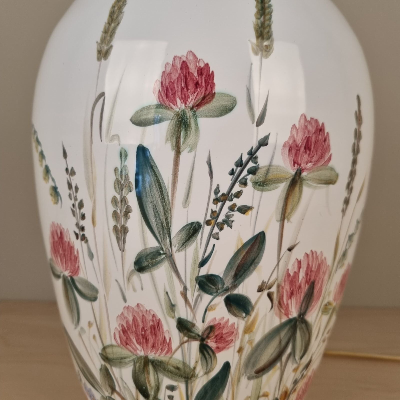 Torben Keramik - Stor bordlampe m. blomstermotiv - Billede 2
