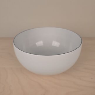 Royal Copenhagen fajance Blåkant skål nr. 3056 1. sort