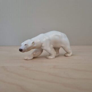 B&G figur - gående isbjørn - nr. 2218