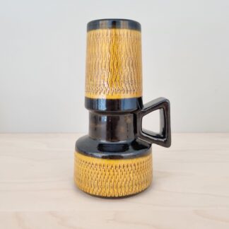 Vase fra Bay Keramik - nr. 273-17 - gul/brun, 17cm