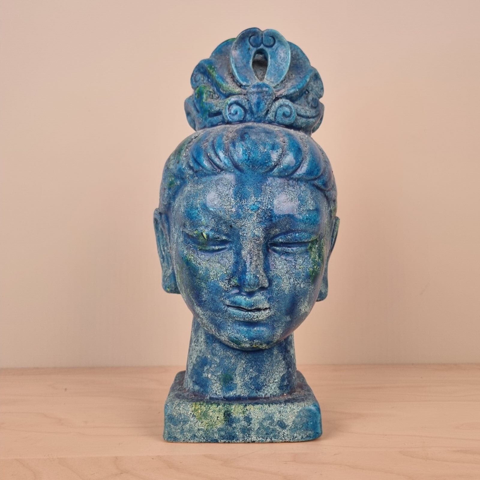 Aldo Londi for Bitossi - Kwan Yin figur i krakeleret "Rimini Blu" glasur