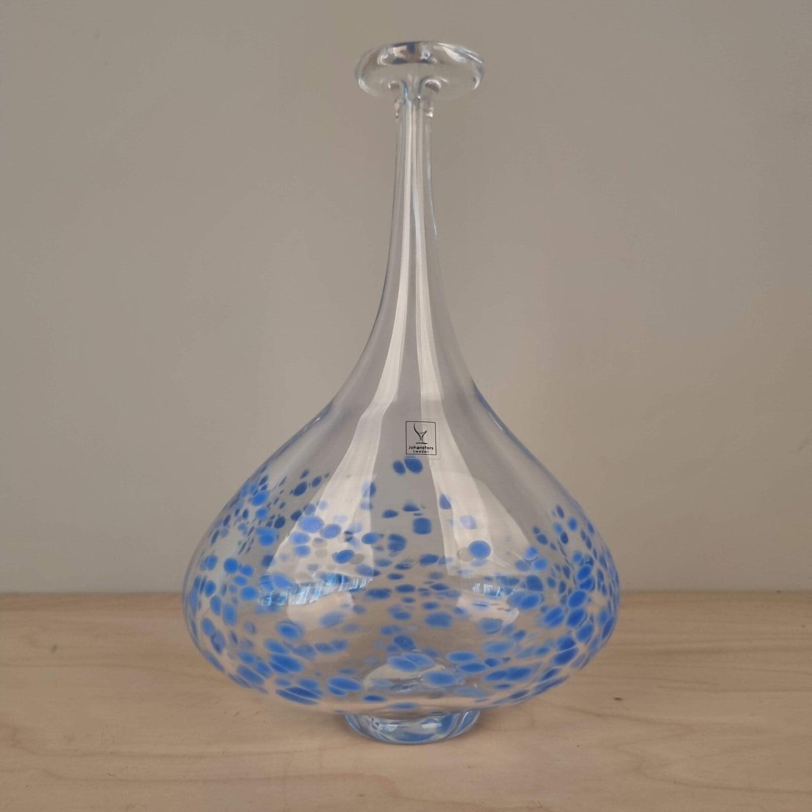 Kunstflaske i glas - Johansfors - ant. Astrid Gate
