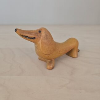 Lisa Larson gravhund