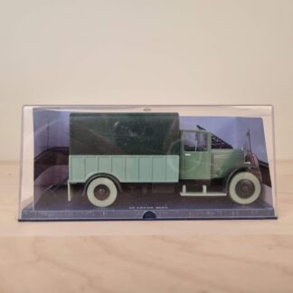 Hergé Tintin Modelbil 1:43 – Opiumsmuglernes Lastbil "Den Blå Lotus" (Atlas/Moulinsart)