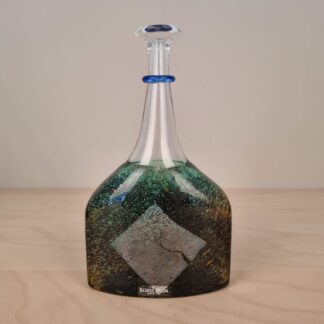 Bertil Vallien for Kosta Boda - "Satellite" vase i grønne/blå nuancer - ca. 17cm