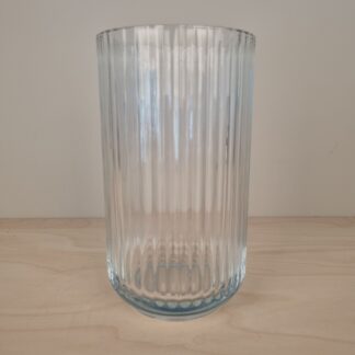 Lyngby vase i klart glas - riflet - 20cm