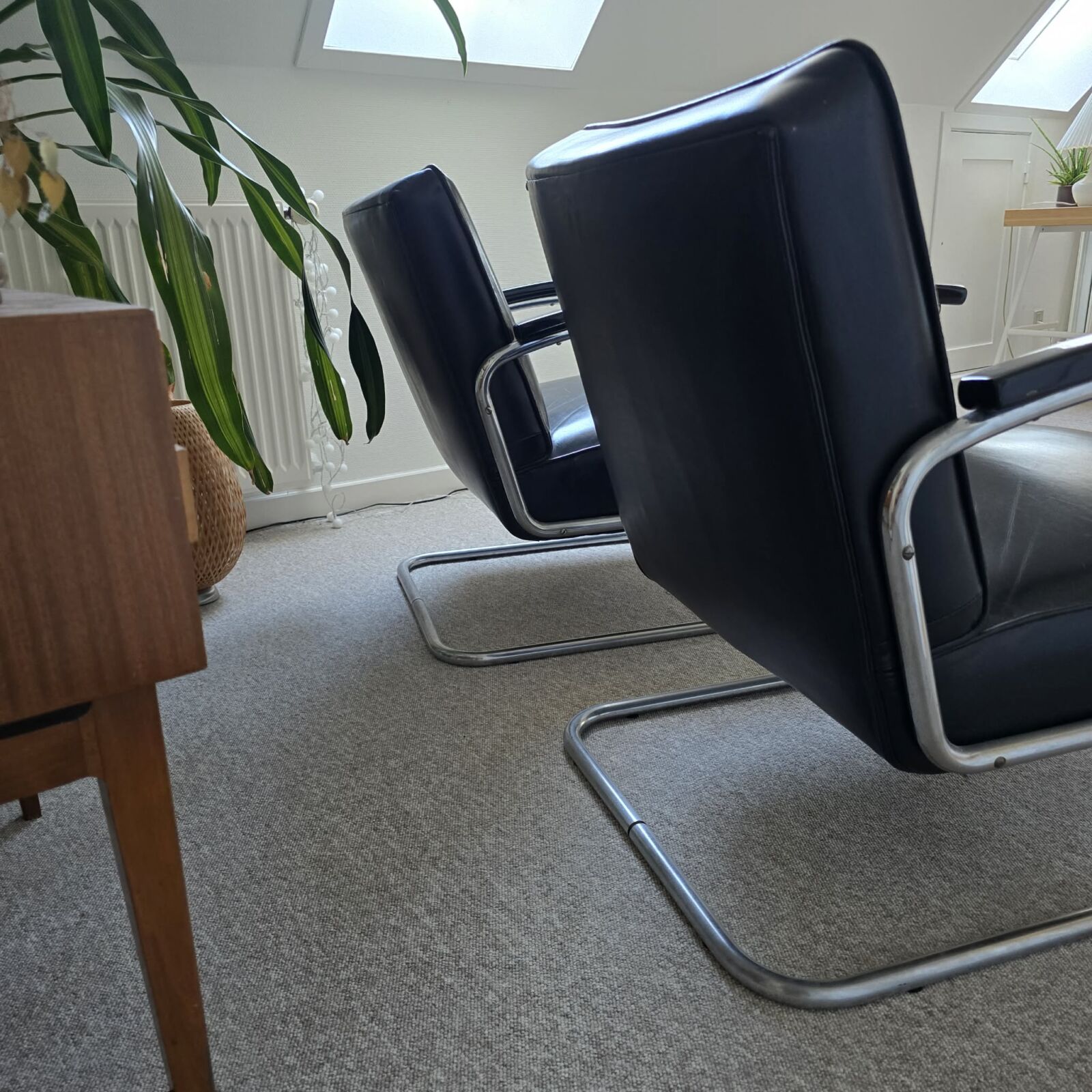Et par originale Thonet S411 lænestole / Tubular Steel - frisvingere - ca. 1940 - Billede 5