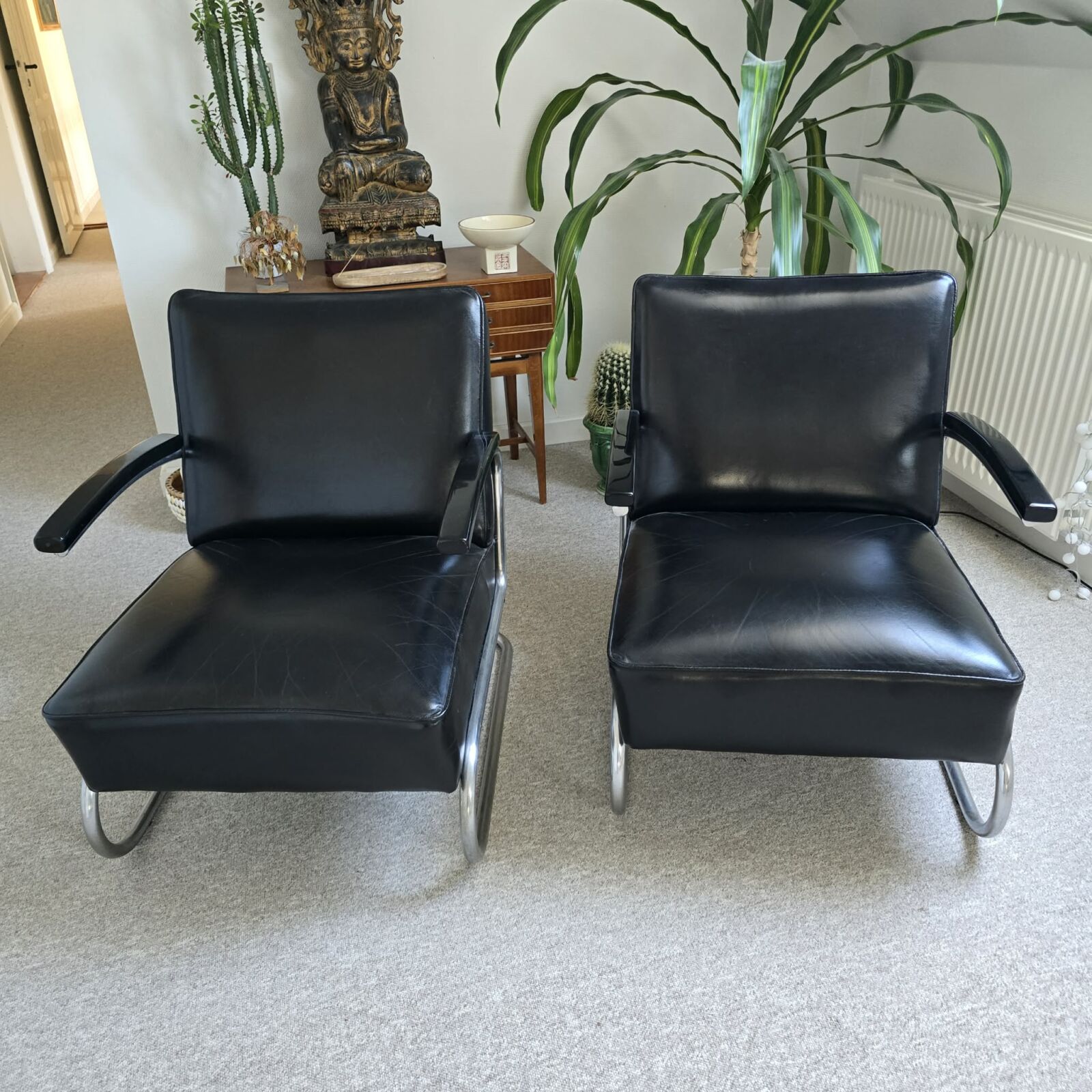 Et par originale Thonet S411 lænestole / Tubular Steel - frisvingere - ca. 1940