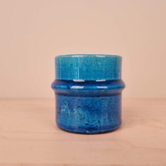 Lille vase / krukke fra Kähler - blå glasur - 7,5cm