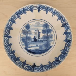 Smukt fajancefad med blå dekoration - Holland, ca. 1750 - 34cm Ø