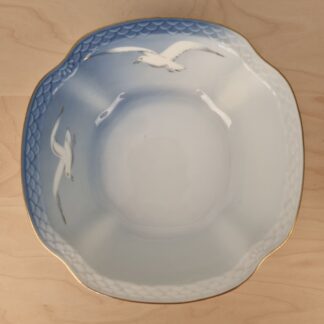 B&G Mågestellet med guld - stor kartoffelskål nr. 43 - 25cm