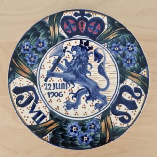 Kroningsplatte fra Aluminia, 1906 - Kong Haakon VII og Dronning Maud