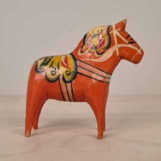 Gammel miniature Dalahest - håndskåret - 7,5 cm