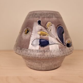 West Germany vase - Usædvanlig form - nr. 676-17 - 17cm høj
